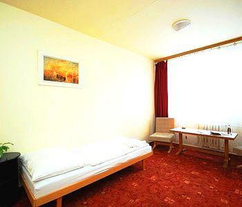 Hotel Easy Star Praga Exterior foto